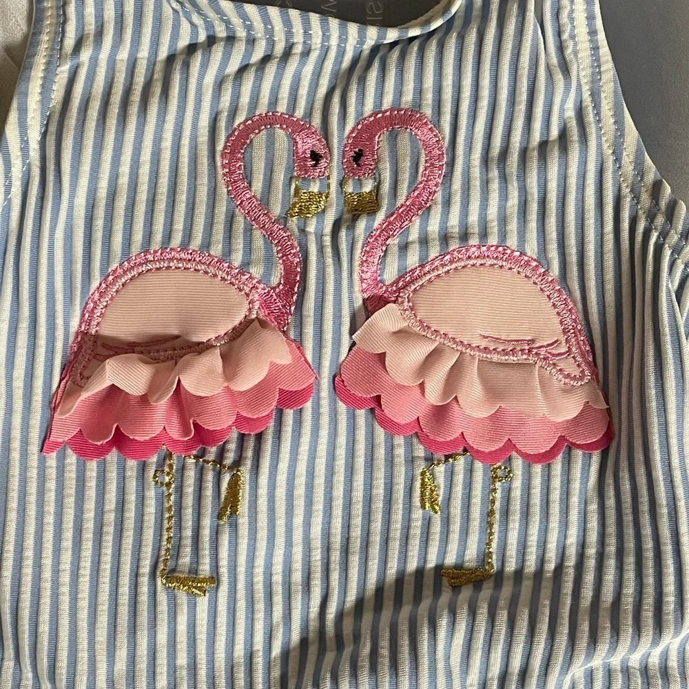 Crown & Ivy baby girl one piece - Picture 2 of 3